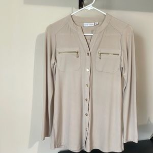 Susan Graver long sleeve button down beige blouse with zipper pockets XXS